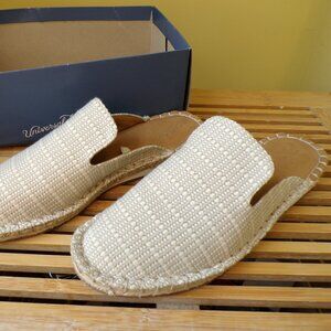 Universal Thread Women's Woven Mae Flats Slip On Mules Size 7